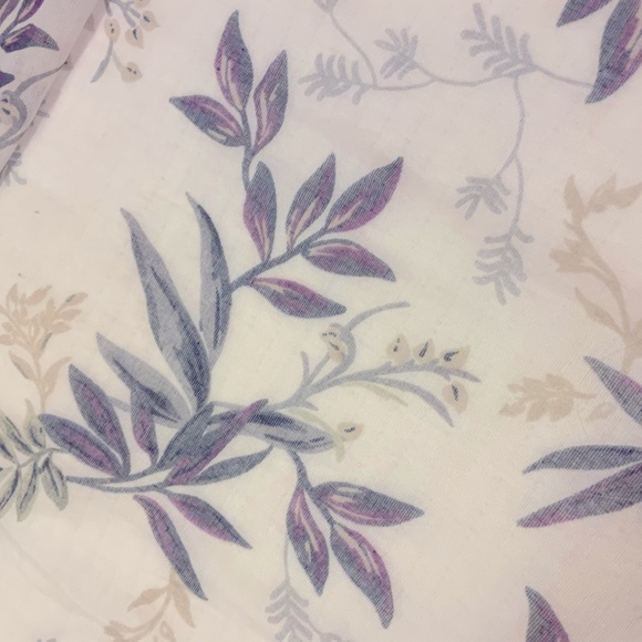 Gauzy raw edge scarf labels removed--grey mulberry olive design on off white - Picture 3 of 7